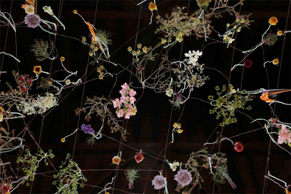 floral installation by artist Rebecca Louise Law ii